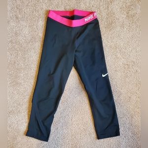 Nike Pro Athletic Leggings